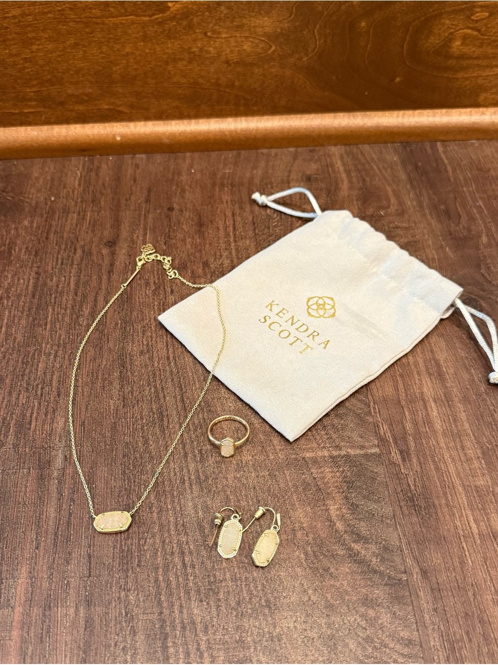 Kendra Scott Gold Elisa Ring, Necklace, and Drop Earrings Set - Iridescent Drusy